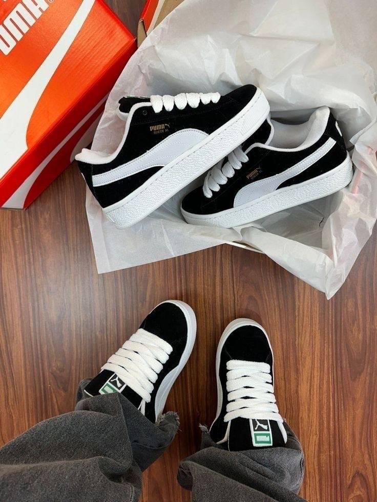 Suede XI Sneaker | Puma - (Original in Box )