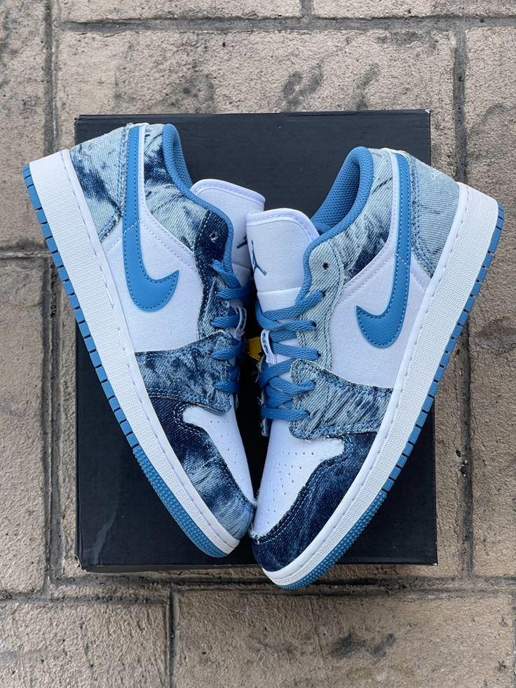 Nike Air Jordan 1 Low Gs "Washed Denim" - Original