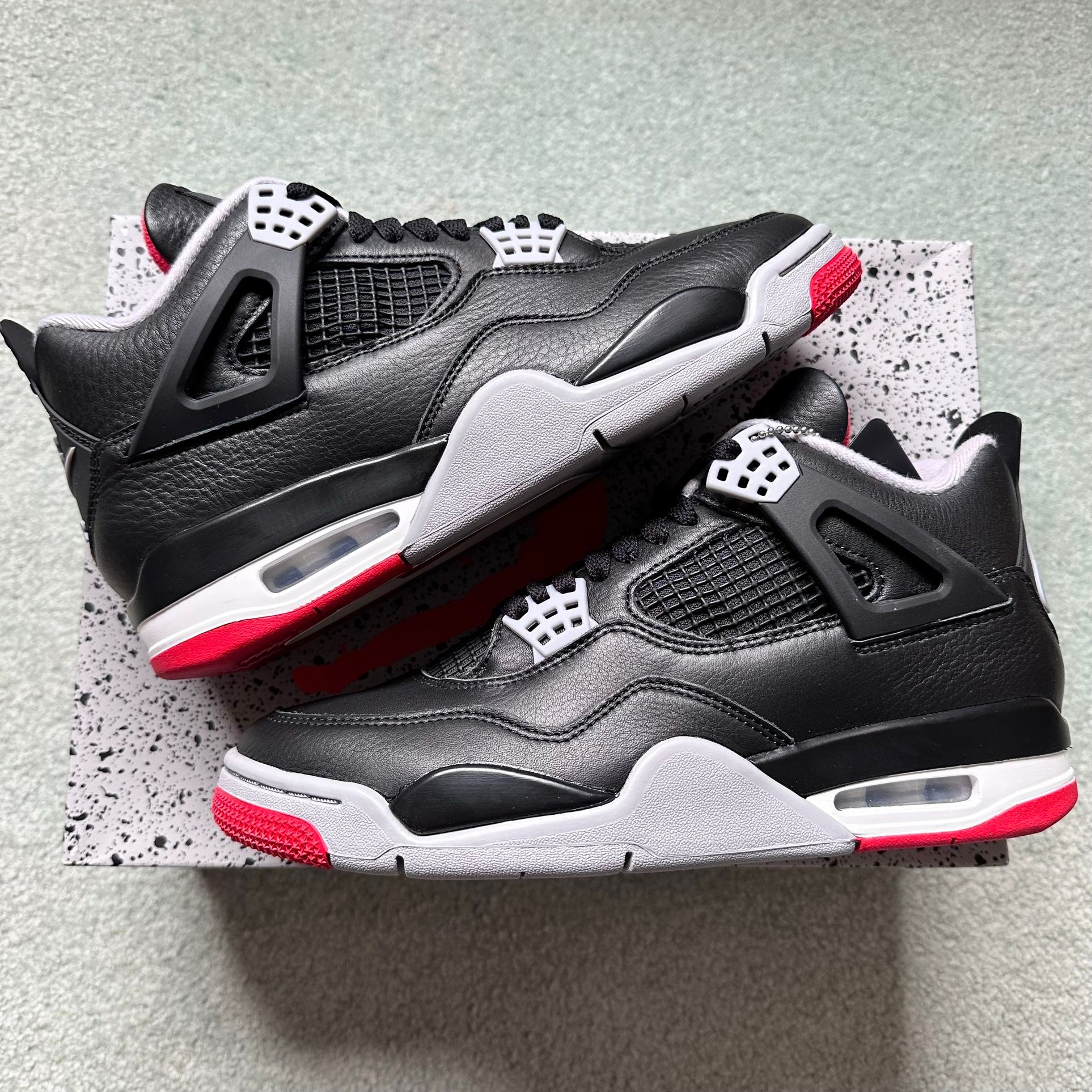 2024 Nike Air Jordan 4 Bred
