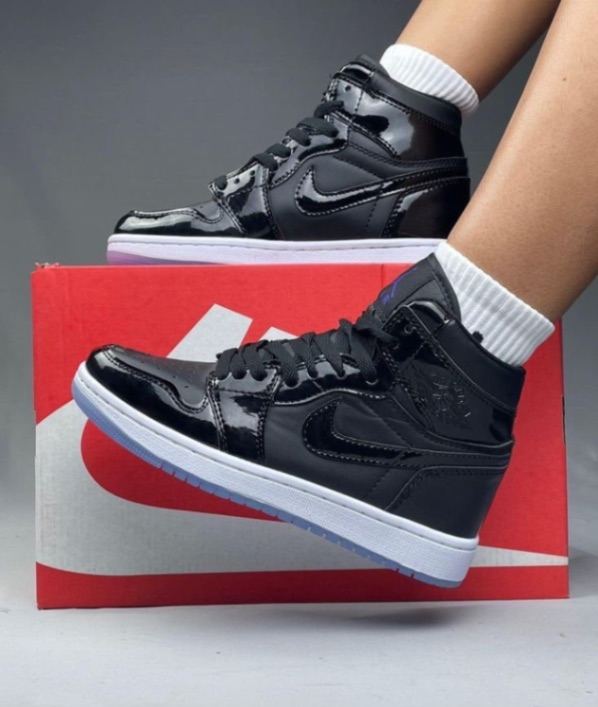 Nike Air Jordan 1 Mid SE "Space Jam"