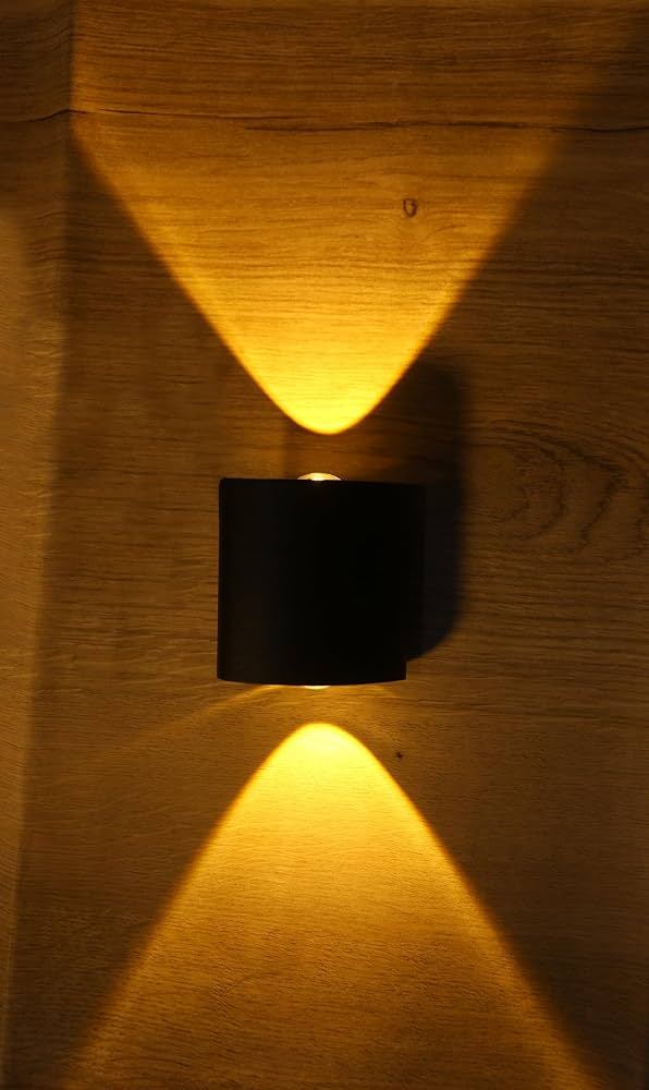 LED Wall light. Warm colour 