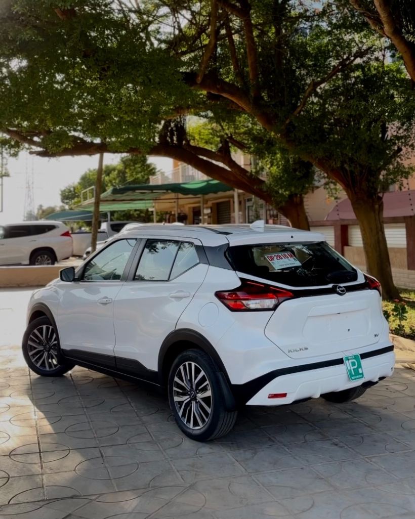 2023 Nissan Kicks SV Unregistered