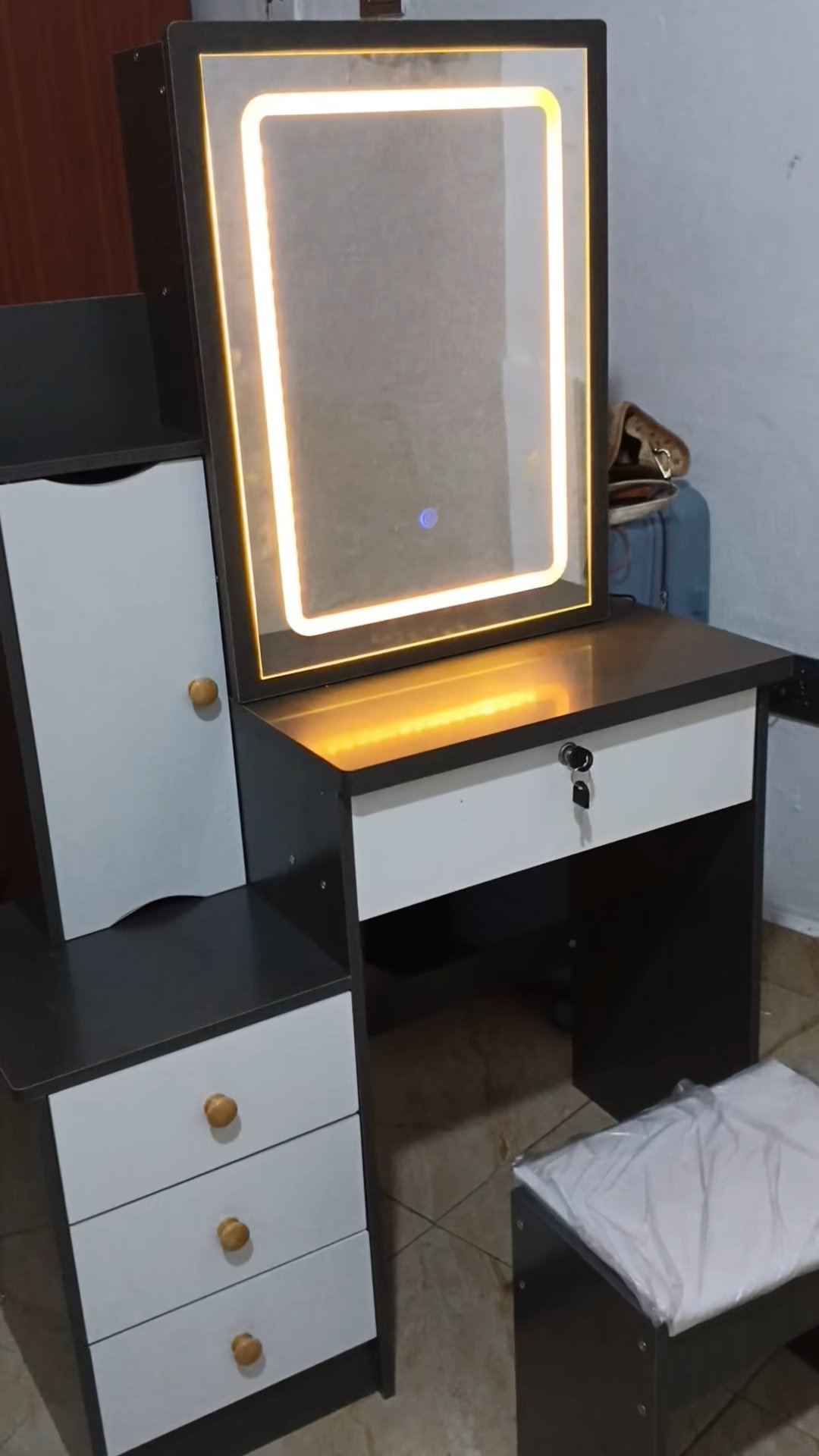 Vanity Dressing mirrors with LED light