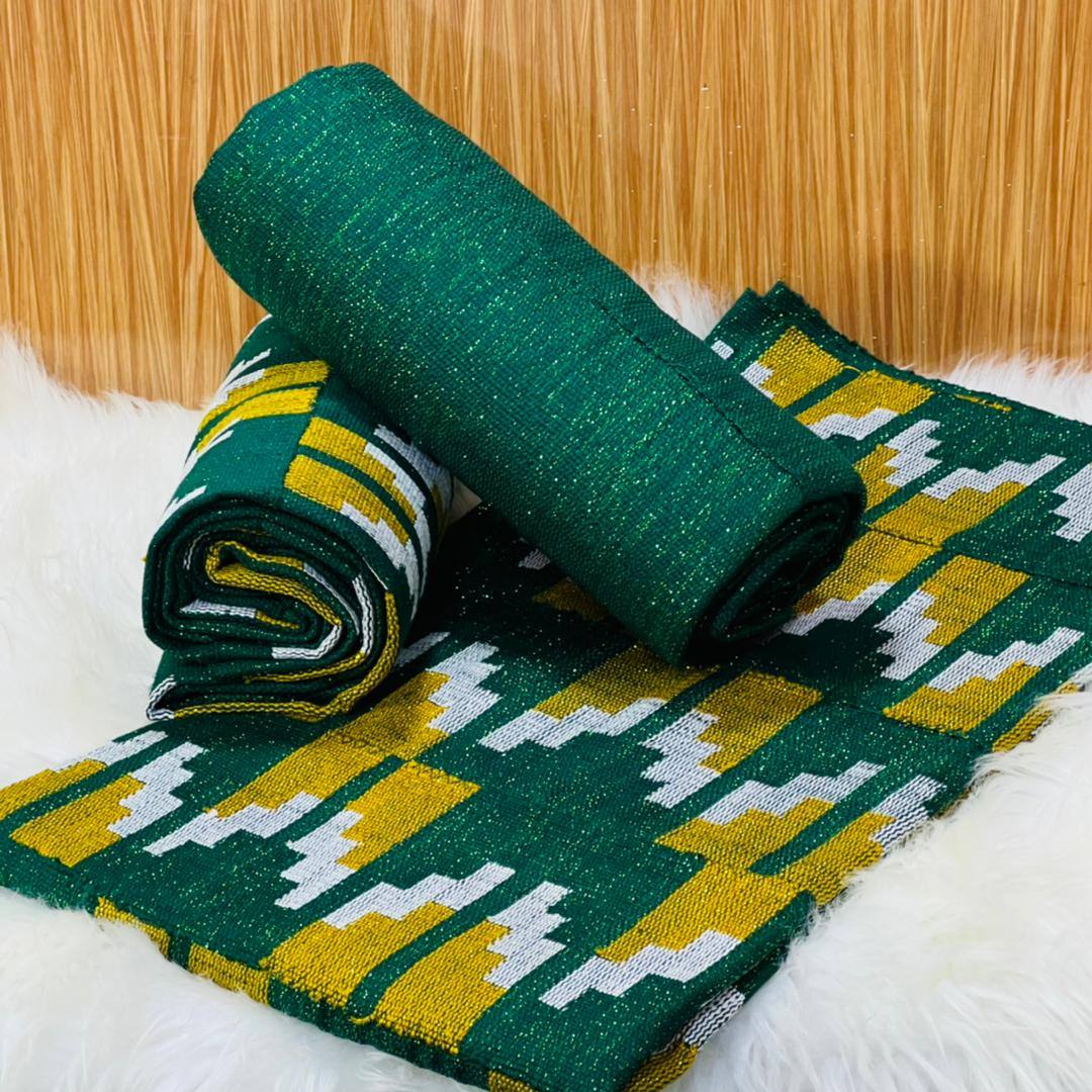 6 yards (4 yards design with 2 yards plain) 