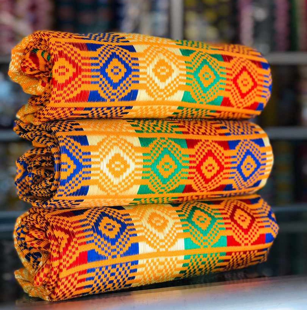 6 yards women kente