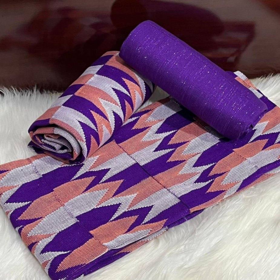 6 yards (4 yards design with 2 yards plain) 