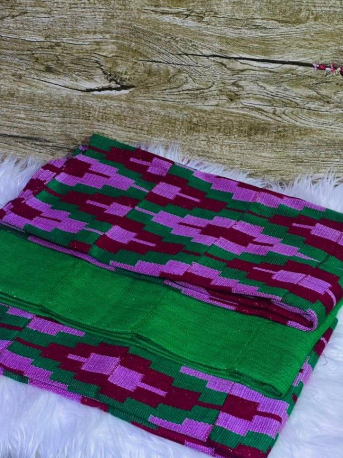 6 yards (4 yards design with 2 yards plain) 