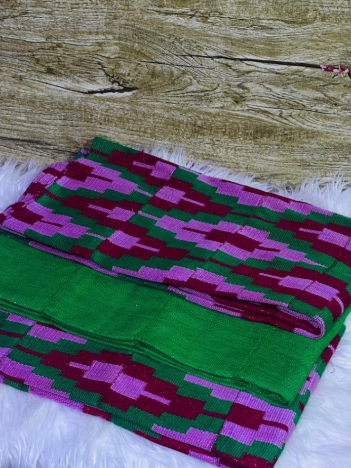 6 yards (4 yards design with 2 yards plain) 