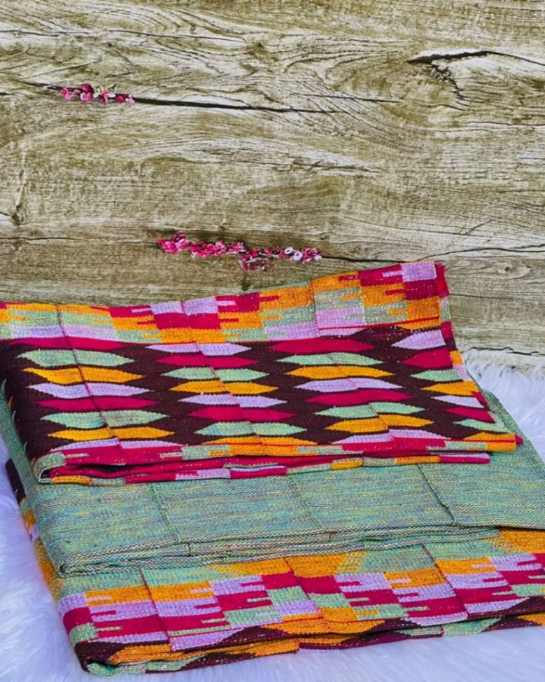 Silk 4 yards design with 2 yards plain
