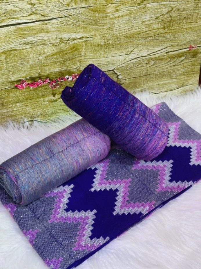 6 yards ( 4 yards ombre' plain with 2 yards design) 